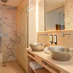 Hotel Republica Boutique 5*
