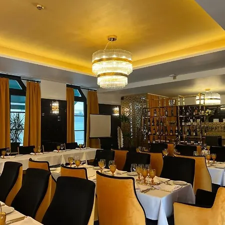 מלון Republica Boutique