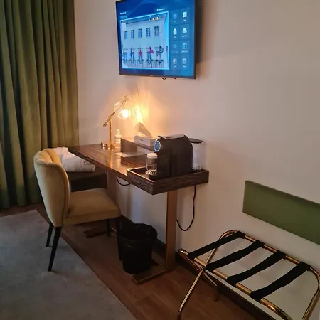 Republica Boutique 5*