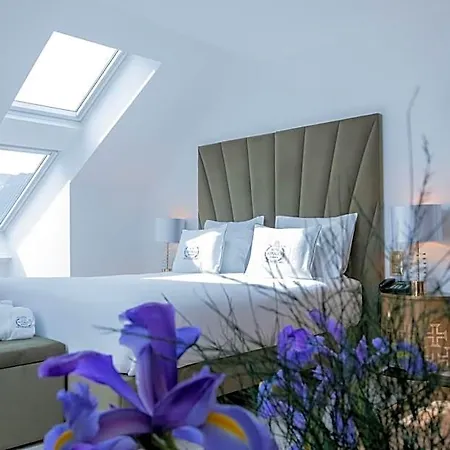 Republica Boutique Hotel