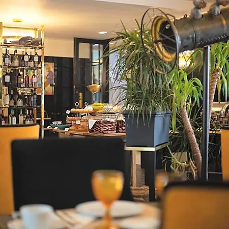 Republica Boutique Hotel