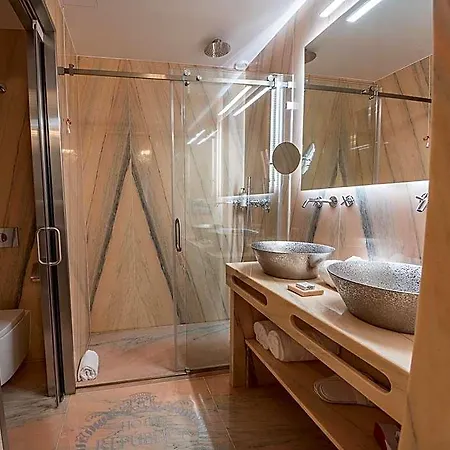 Republica Boutique Hotel