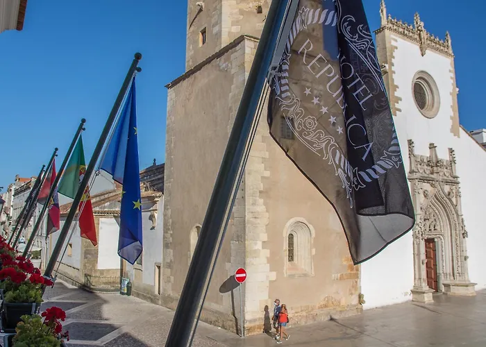 Republica Boutique מלון טומאר