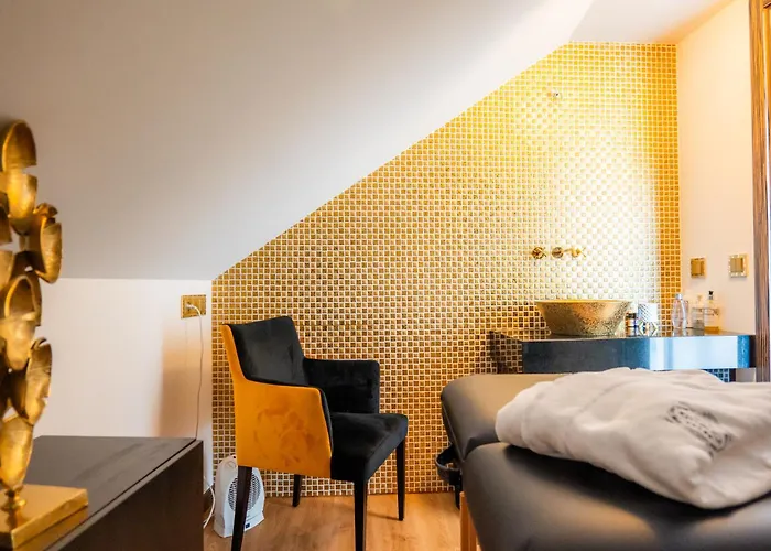 Republica Boutique 5*