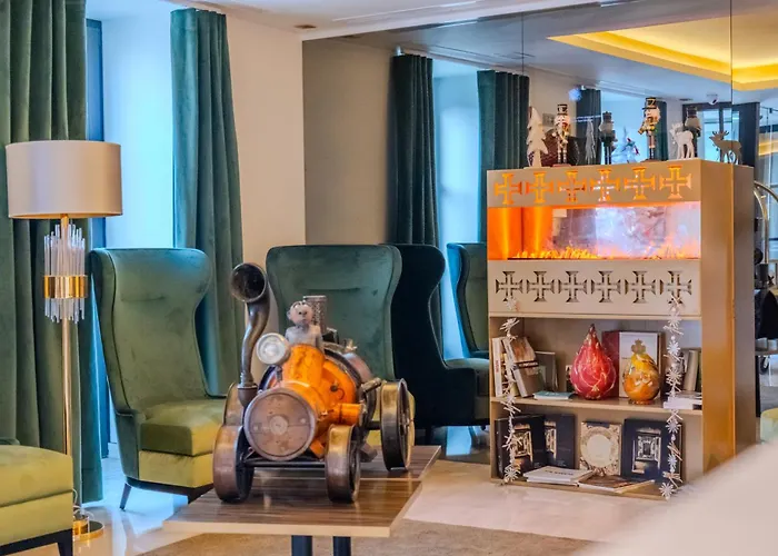 Republica Boutique מלון טומאר