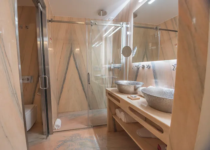 Hotel Republica Boutique 5*